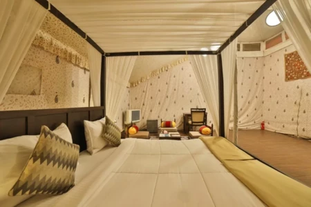 Rajwadi-Suite-2-1024x683